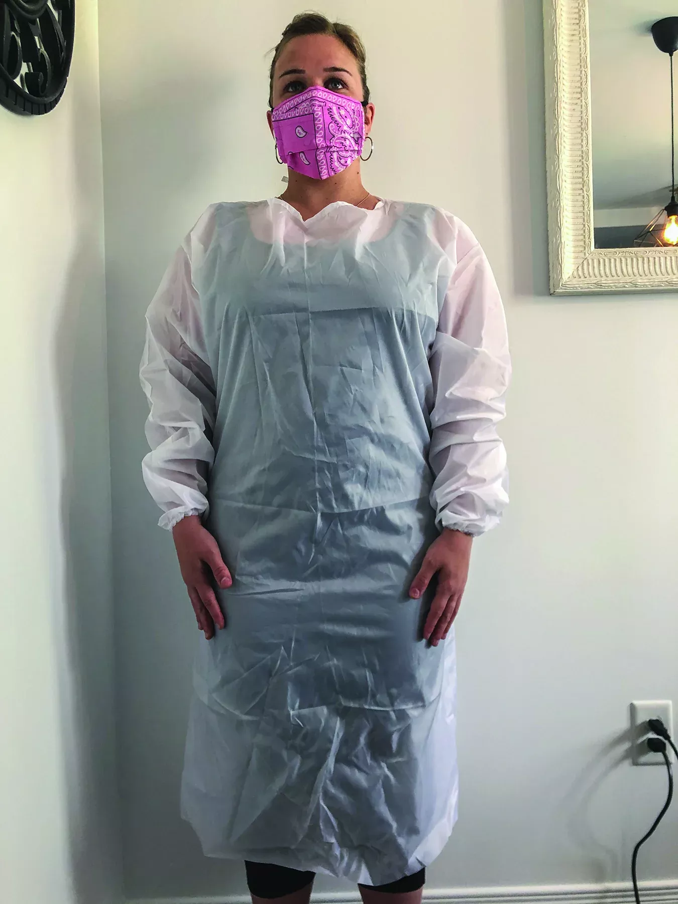 RT LENC2B - Disposable Isolation Gown Level 2 (Pack of 20)
